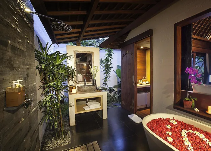 Black Penny Villa *